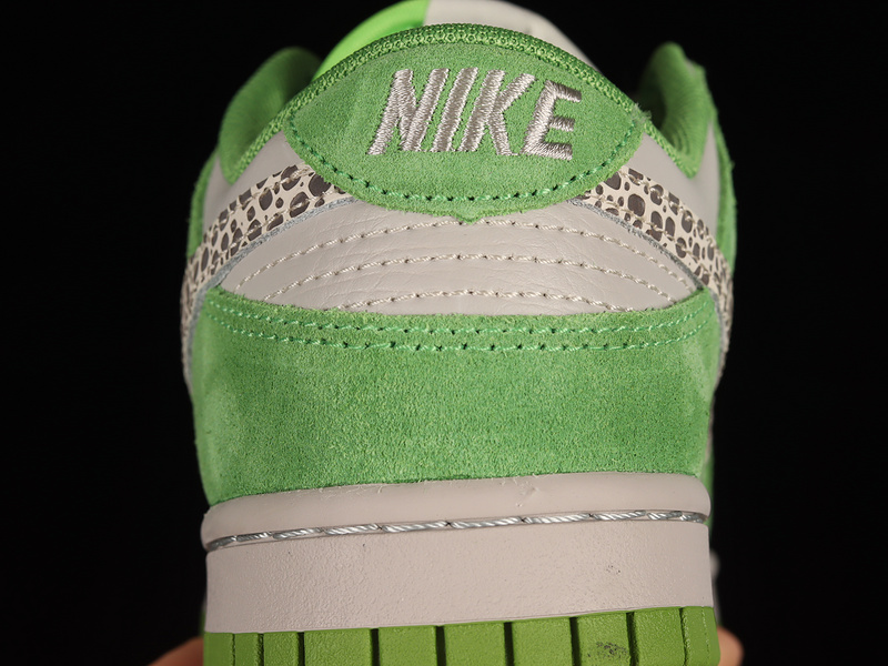 Dunk Low Assafari Swoosh Chlorophyll/Light Iron Ore-Cave Stone 9