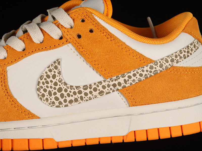 Dunk Low As Safari Swoosh Kumquat/Light Bone-Dark Driftwood 31