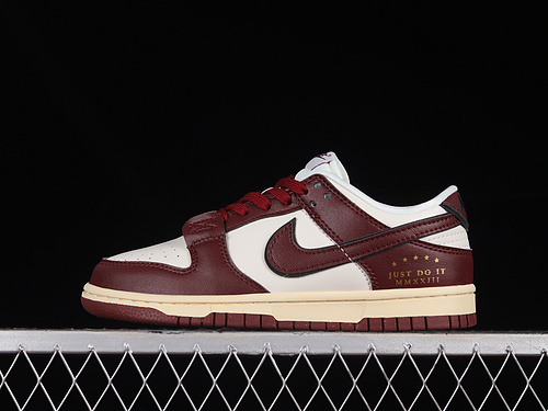 Dunk Low Se Sisterhood Sail/Team Red/Black/Muslin 17