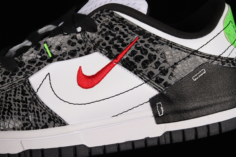 Wmns Dunk Low Disrupt 2 'Just Do It - Black Snakeskin'red/White 15