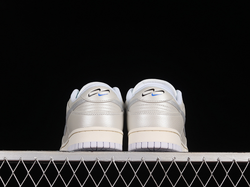 Sb Dunk Low Metallic Silver/Sail/White/Metallic Silver 13