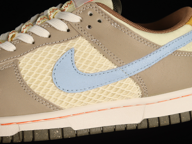 Dunk Low Cartoon Yellow/Tan-Blue 9