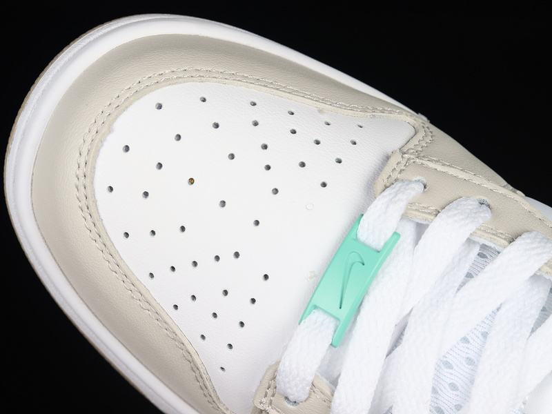 Dunk Low Split Seam White Tan Mint White/Tan-Mint 21