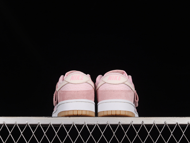 Sb Dunk Low Light Soft Pink/Pink Foam/Medium Soft Pink 15