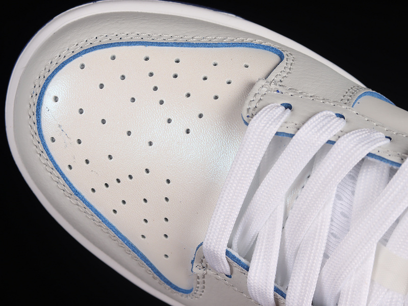 Sb Dunk Low White/White/Game Royal/Sail 31