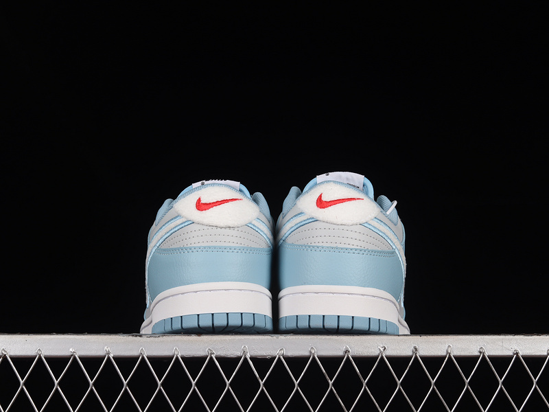 Dunk Low Fleece Swoosh Light Blue 3