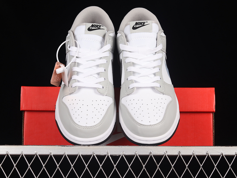 Sb Dunk Low Spray Paint Swoosh White/Grey/Black 27