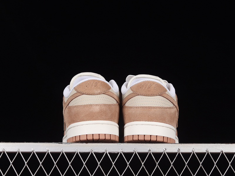 Dunk Low Sb Sandrift/Hemp/Sail 29