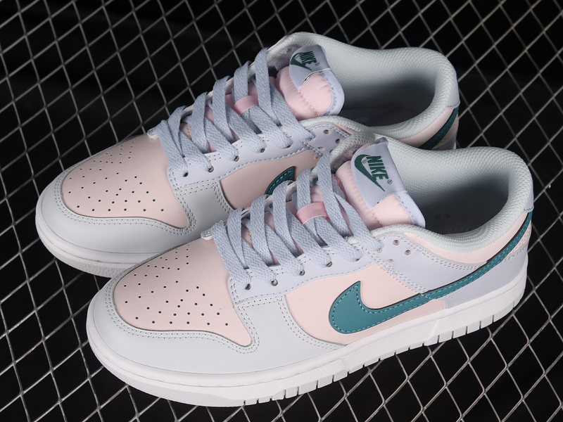 Sb Dunk Low Football Grey/Mineral Teal/Pearl Pink 23