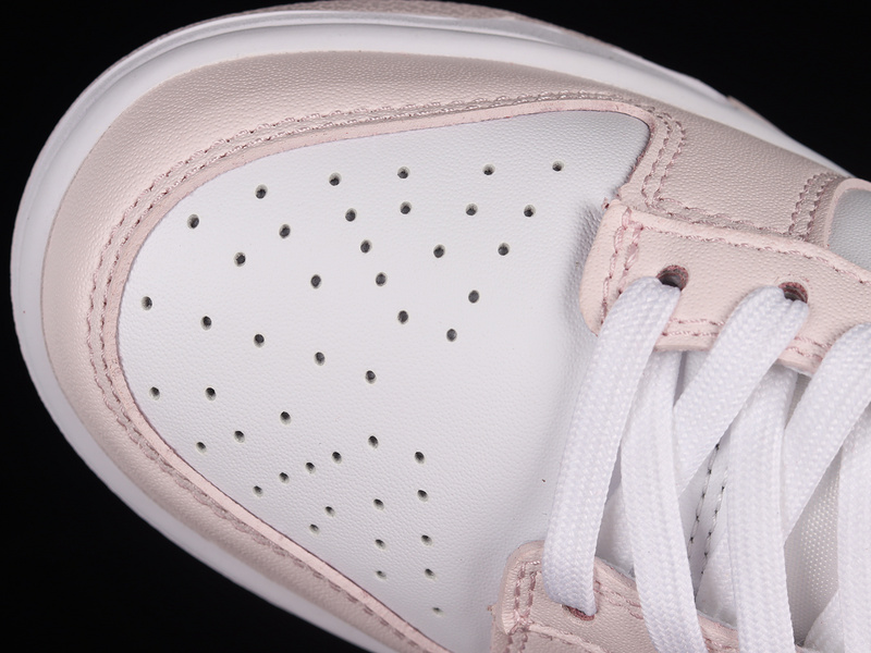 Dunk Low White/Medium Soft Pink/Pearl Pink 7