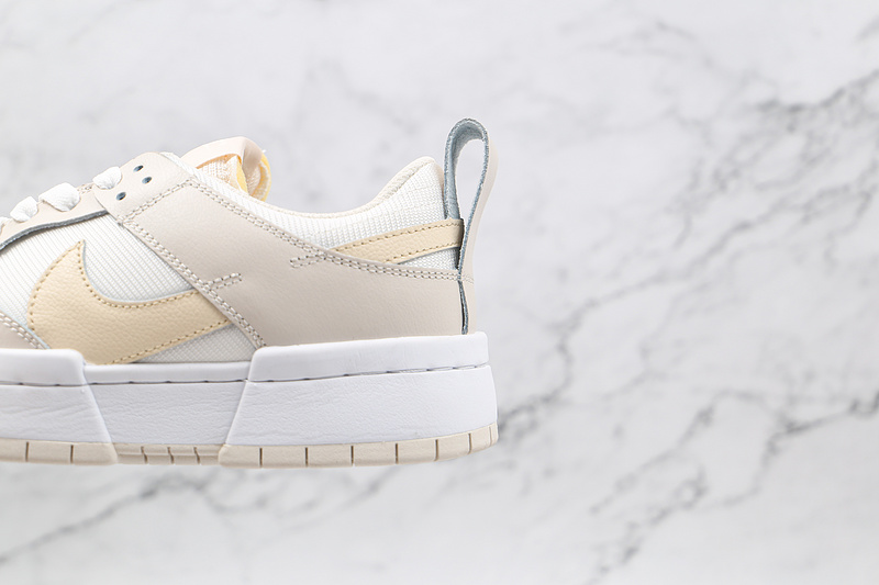 Sb Dunk Low Disrupt Sail/Pearl White-Desert Sand 7