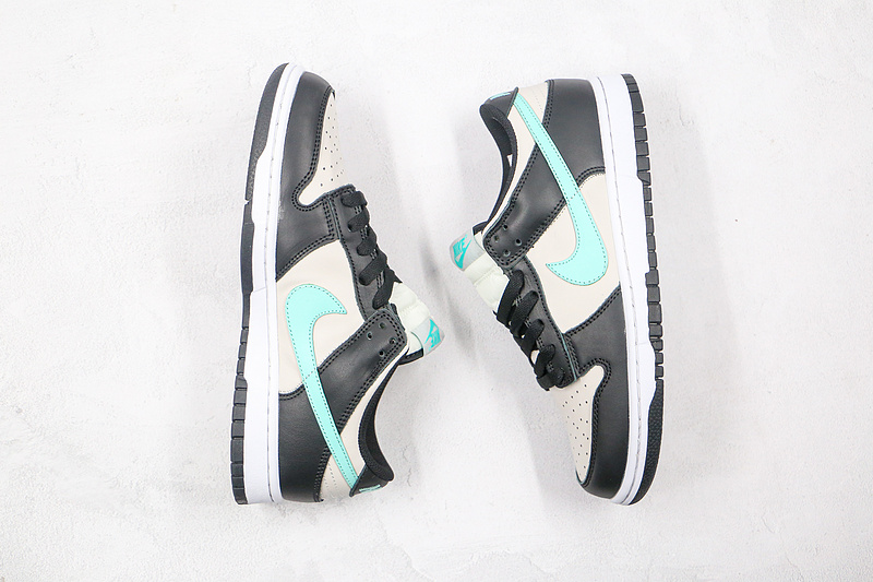 Sb Dunk Low Tiffany Light Smoke Grey/Black/Tiffany Blue 21