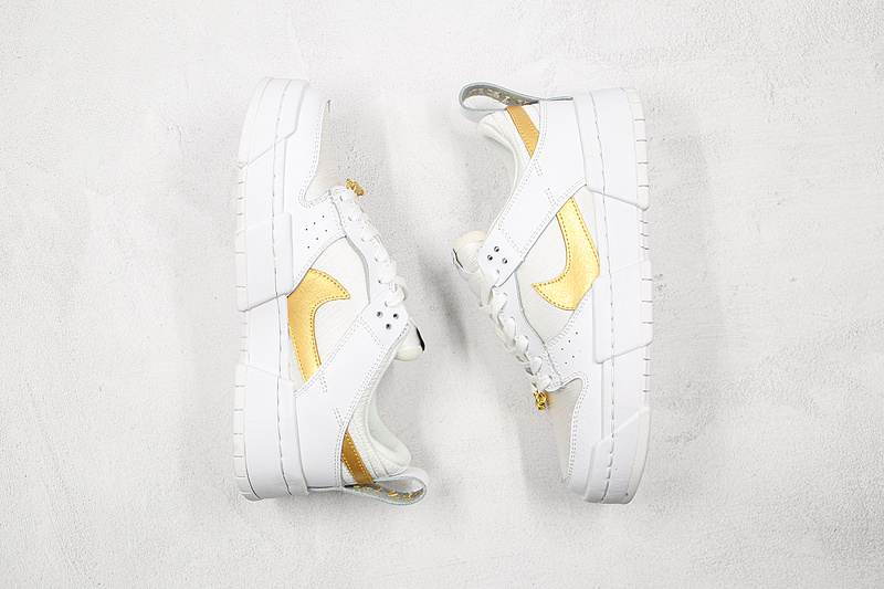 Sb Dunk Low Disrupt White/White/Metallic Gold 15