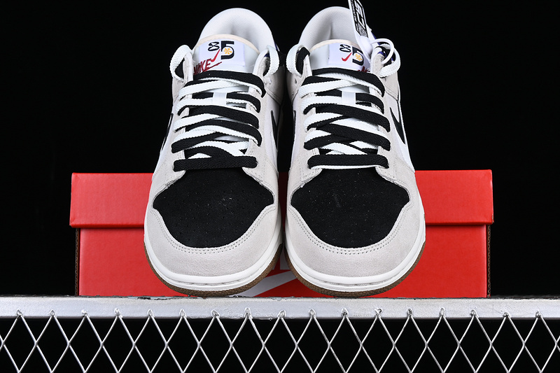 Sb Dunk Low 85 White/Black/Blue 19