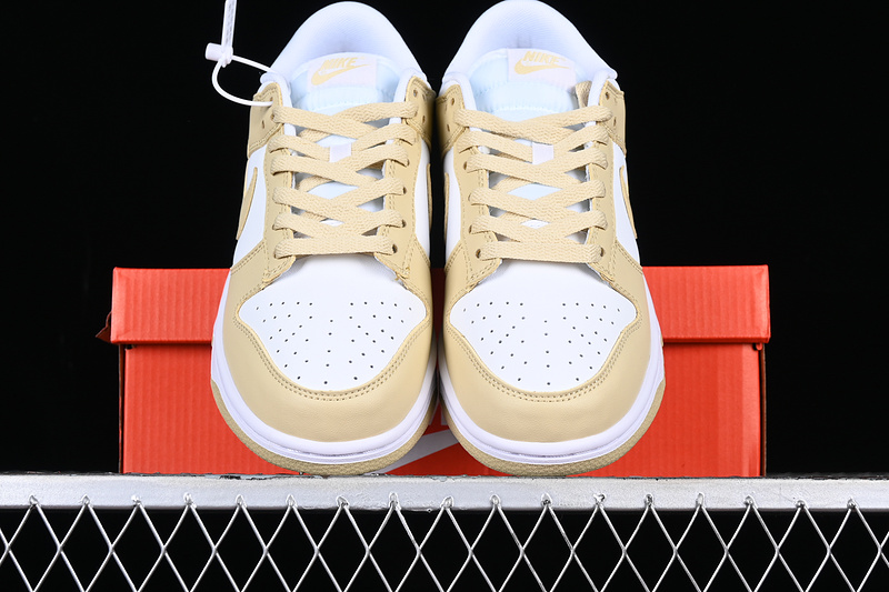 Dunk Low Sb White/Team Gold/Wolf Grey/White 29