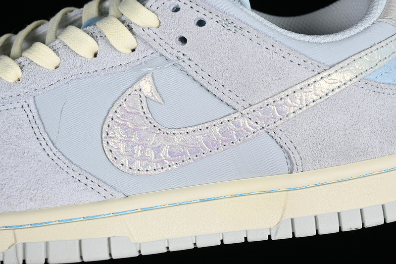 Dunk Low Sb Gone Fishing Photon Dust/Alabaster/Ocean Bliss/Black 3