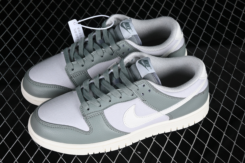 Dunk Low Mica Green/Sail/Photon Dust 29