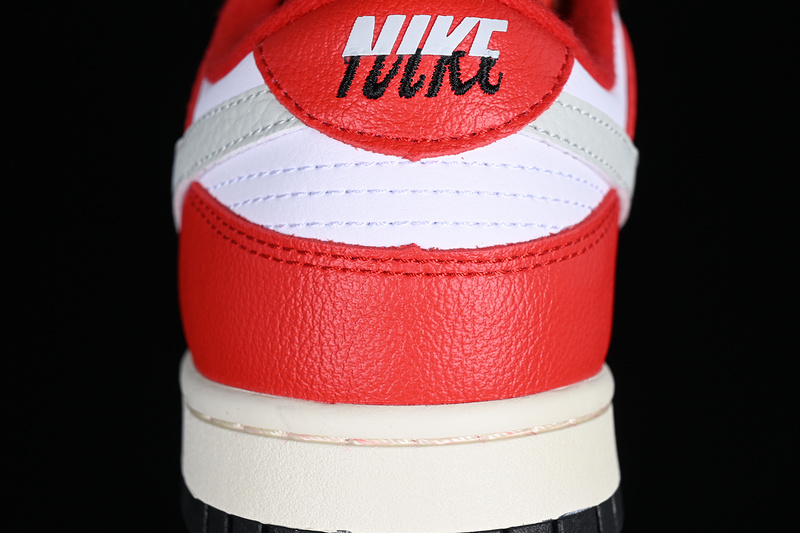 Dunk Low Split Chicago University Red/Black/Light Silver/White 29