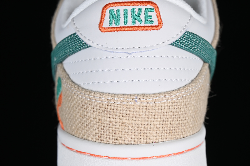 Jarritos X Dunk Low Sb Phantom/Safety Orange/Malachite 15