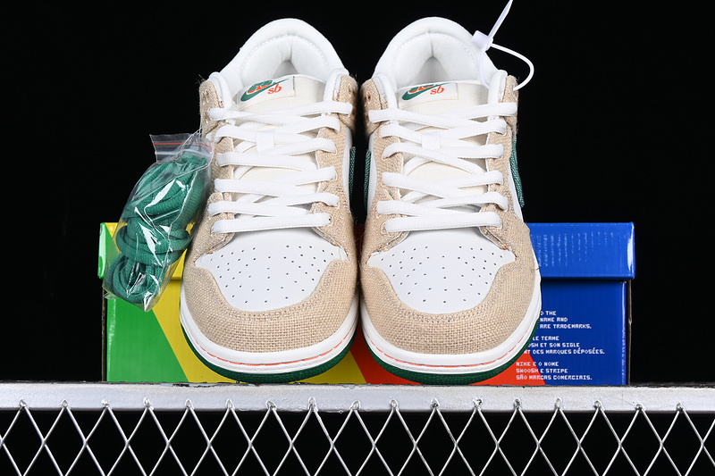 Jarritos X Dunk Low Sb Phantom/Safety Orange/Malachite 19