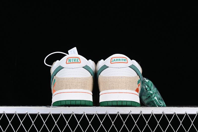 Jarritos X Dunk Low Sb Phantom/Safety Orange/Malachite 21