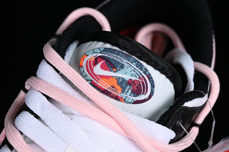 Dunk Low Multi Color White/Black/Pink 23