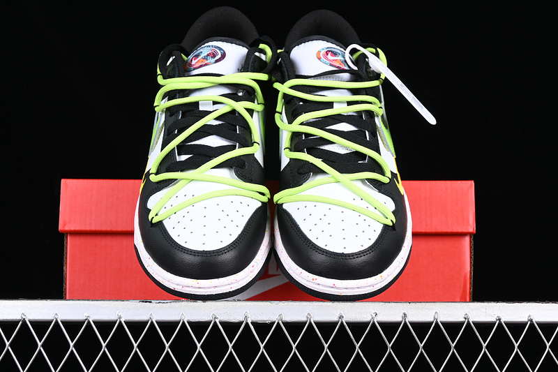 Dunk Low Multi Color White/Black/Green 15