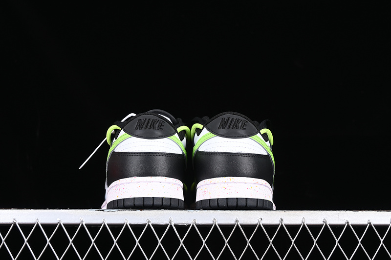 Dunk Low Multi Color White/Black/Green 21