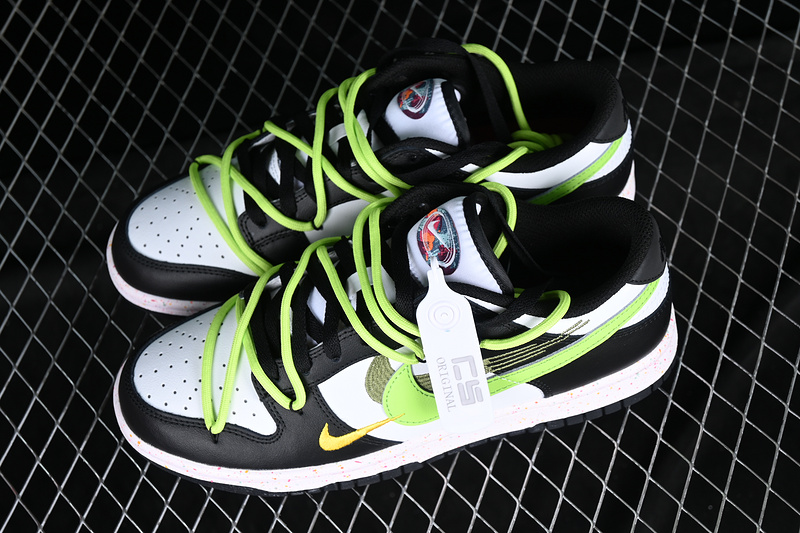 Dunk Low Multi Color White/Black/Green 23