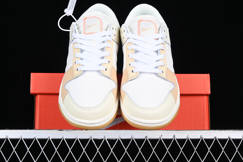 Dunk Low Se If Lost Return To White/Sanddrift/Sesame/Pale Vanilla 17