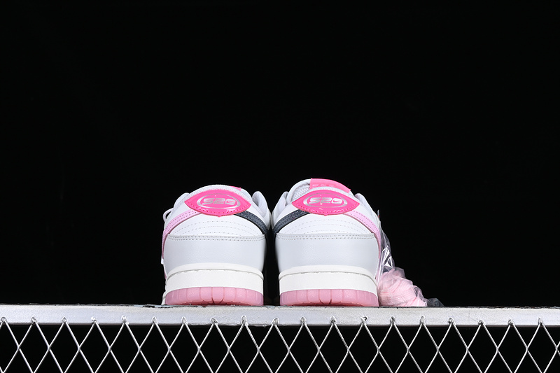 Dunk Low Sb 520 White/Grey/Pink 19