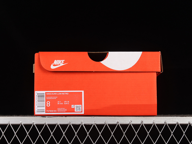 Dunk Low Mini Swoosh Black/White/Total Orange 15