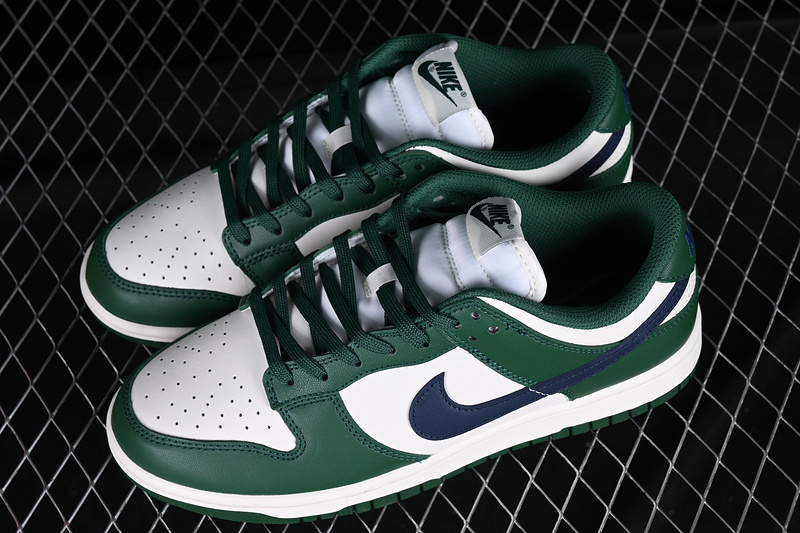 Dunk Low Gorge Green/Phantom/Midnight Navy 23