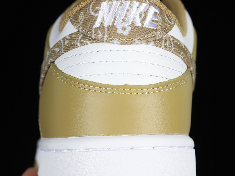 Wmns Dunk Low 'Barley Paisley' White/Barley/White 19