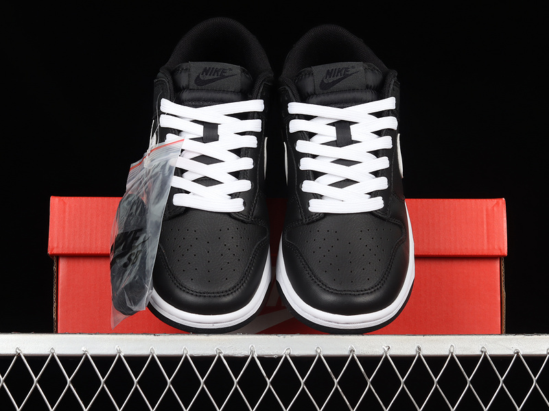 Dunk Low 'Black Panda' Black/White 11