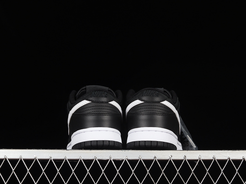 Dunk Low 'Black Panda' Black/White 21