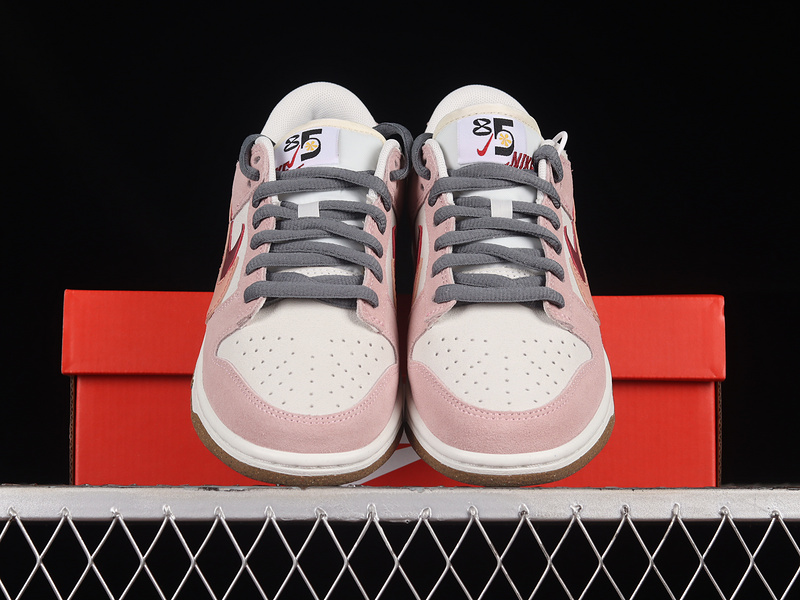 Sb Dunk Low 85 White/Coconut Milk Powder 19