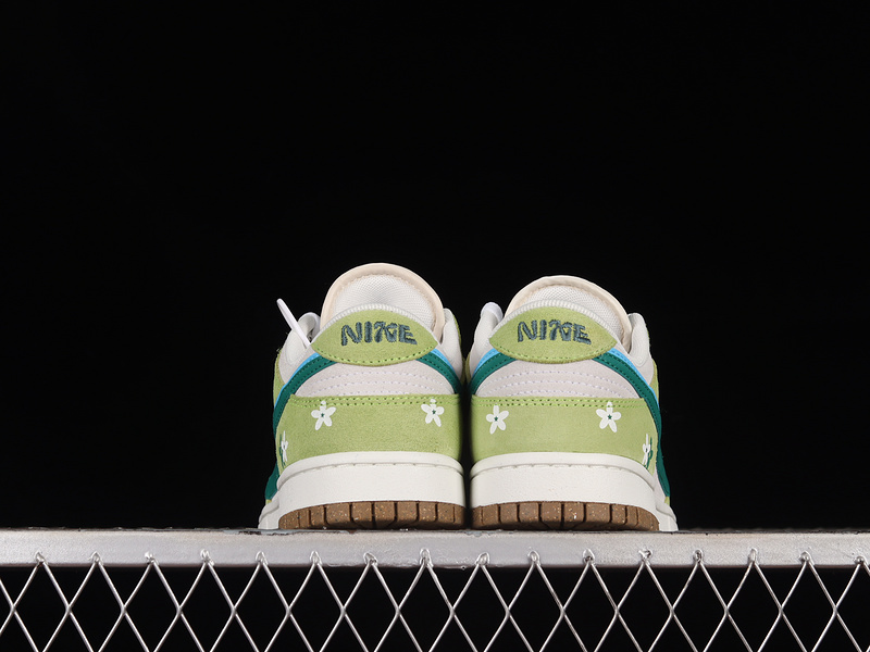 Sb Dunk Low 85 White/Green/Blue 11