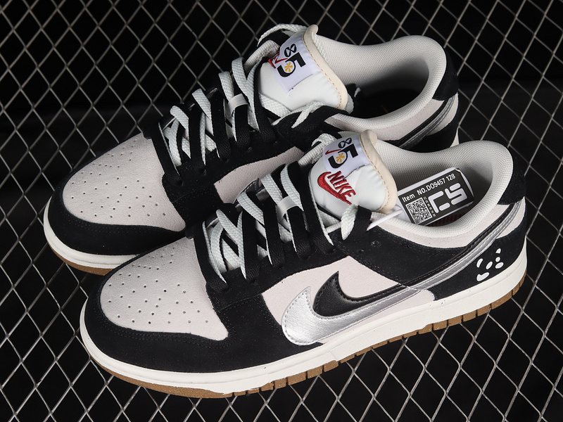 Sb Dunk Low 85 White/Black 3