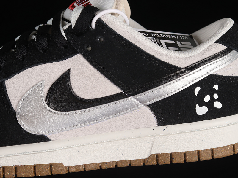 Sb Dunk Low 85 White/Black 9