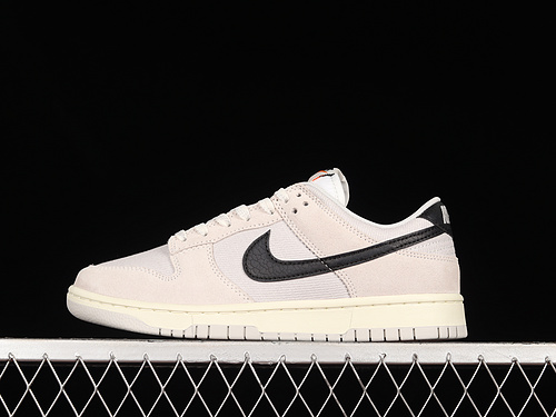 Dunk Low Certified Fresh Photon Dust/Black-Summit White 25