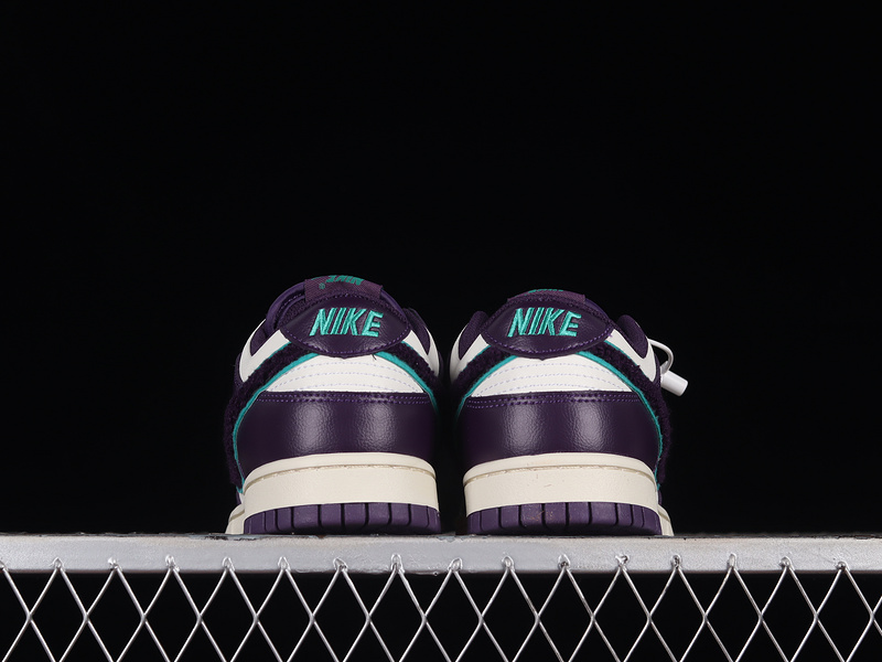 Dunk Low Chenille Swoosh Sail/Neptune Green/Grand Purple 11