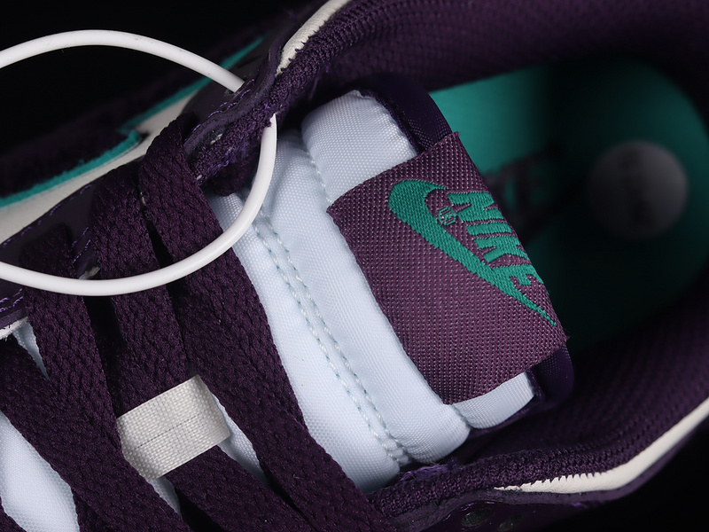 Dunk Low Chenille Swoosh Sail/Neptune Green/Grand Purple 21