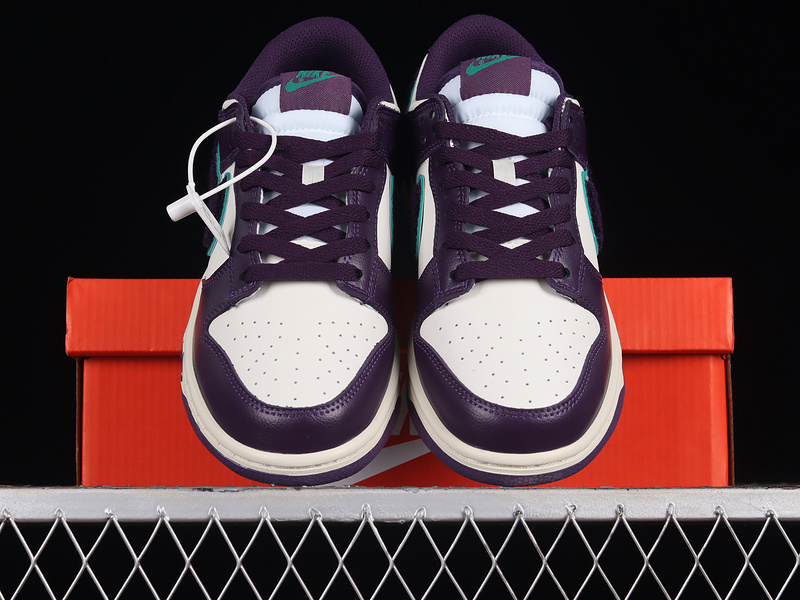 Dunk Low Chenille Swoosh Sail/Neptune Green/Grand Purple 25