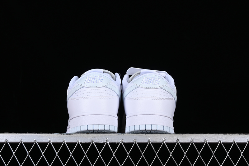 Dunk Low Sb White/Pure Platinum 15