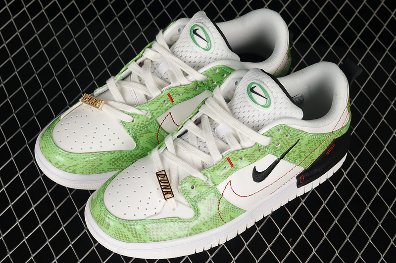 Wmns Dunk Low Disrupt 2 'Green Snakeskin'sail/Black/White 29