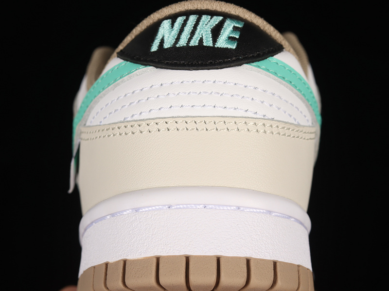 Dunk Low Split Seam White Tan Mint White/Tan-Mint 3