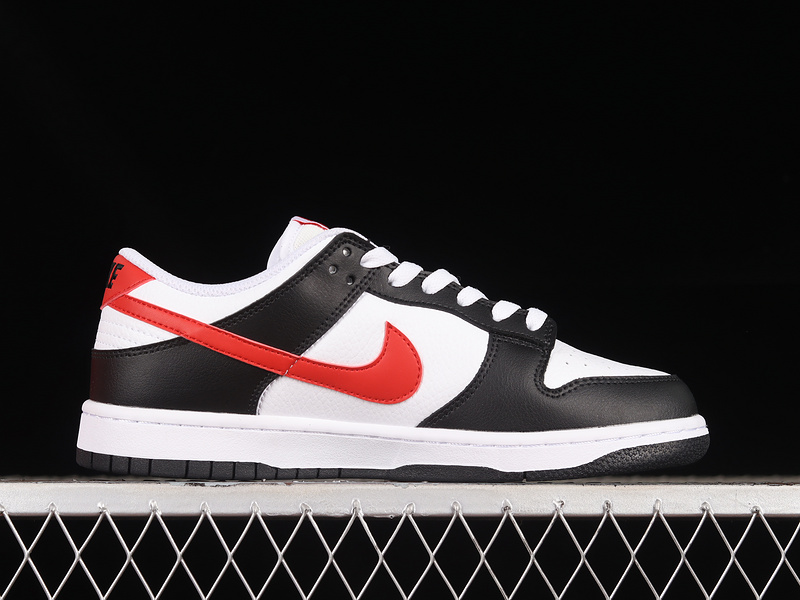 Dunk Low Black/University Red/White 9