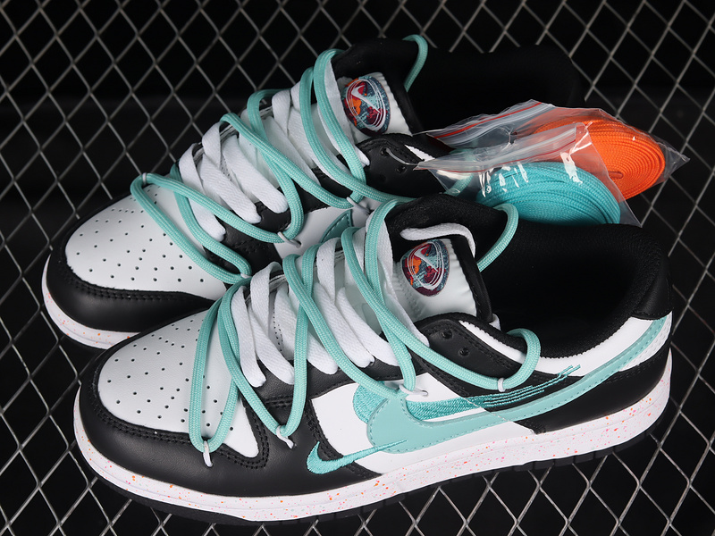 Dunk Low Lunar New Year Sb White/Black/Green 5