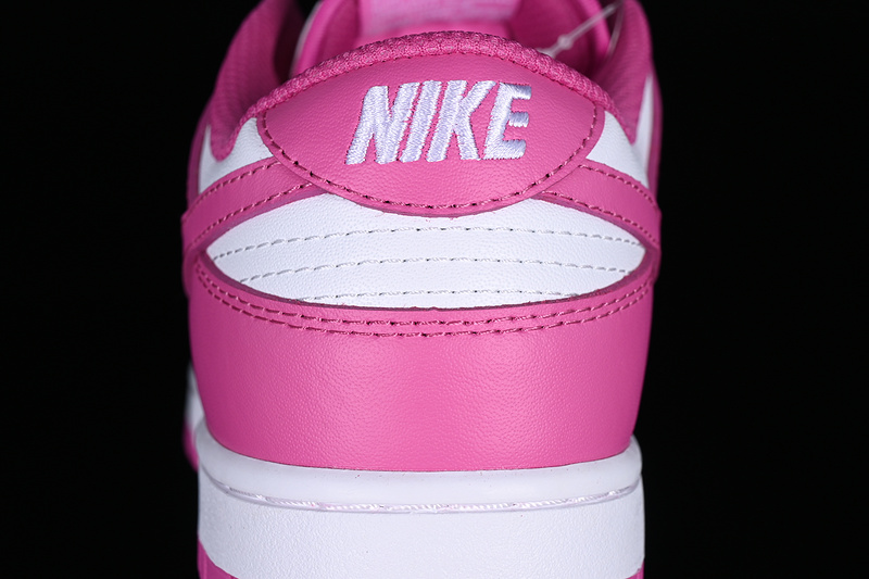 Dunk Low Sb White/Active Fuchsia 19